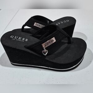 *NWOT* Guess Black Platform Sandals with Silver Charm - 5M